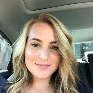 Meet your Posher, Leah